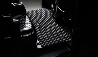 D.A.D ラグマット チェック モデル