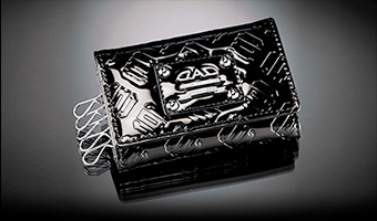 D.A.D ラグジュアリー キーケース タイプ モノグラムレザー エナメル【HA314】