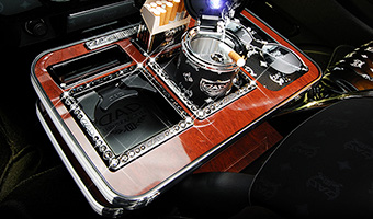 D.A.D ハイエース用アームレスト＆セカンドテーブル＆センターテーブル