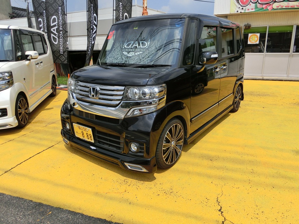 平成２５年式 ｎ ｂｏｘカスタム ｆｆ ｇ ｌ ｓｓパッケージ 走行１６３００ｋｍ 車検 平成２８年７月 メモリーナビ 両側パワースライドドア ｅｔｃ ｈｉｄ 車高調ローダウン Garson